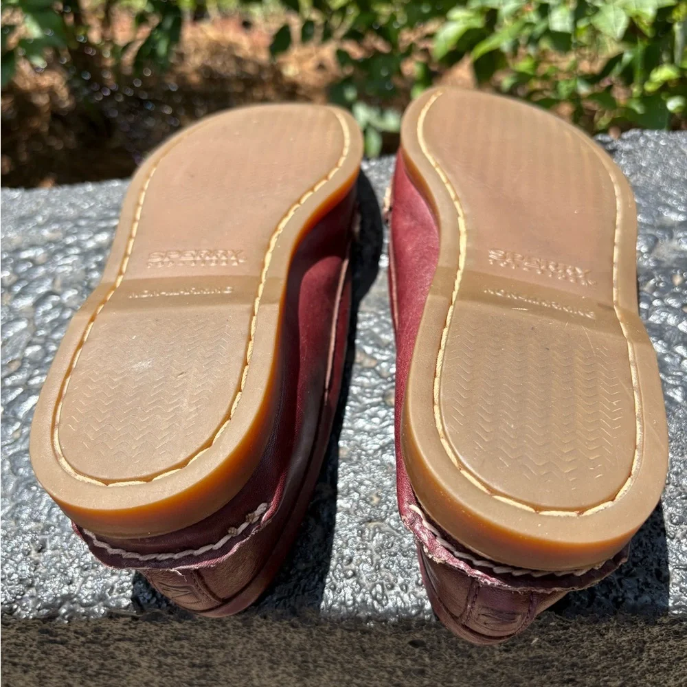 Sperry Burgundy Leather Women’s Classic Loafers Size 8.5 - Picture 5 of 9
